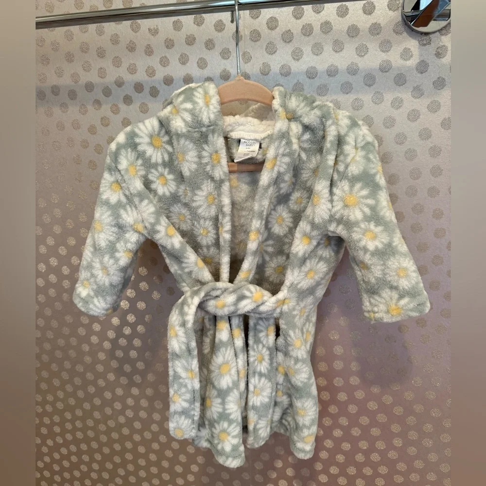 Modern Baby Daisy Plush Hooded Robe Green Floral Cozy Fleece Tie Size 0-9M